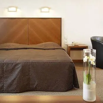 Prinse Hotel 4*